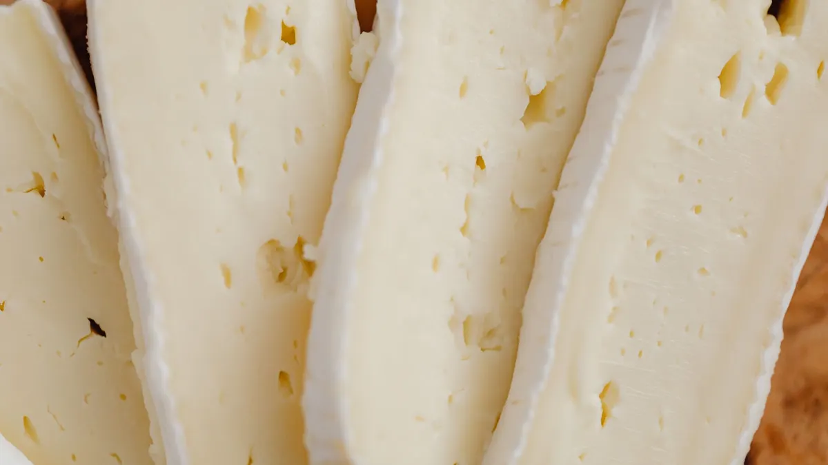 Brie : non, à éviter pendant la grossesse