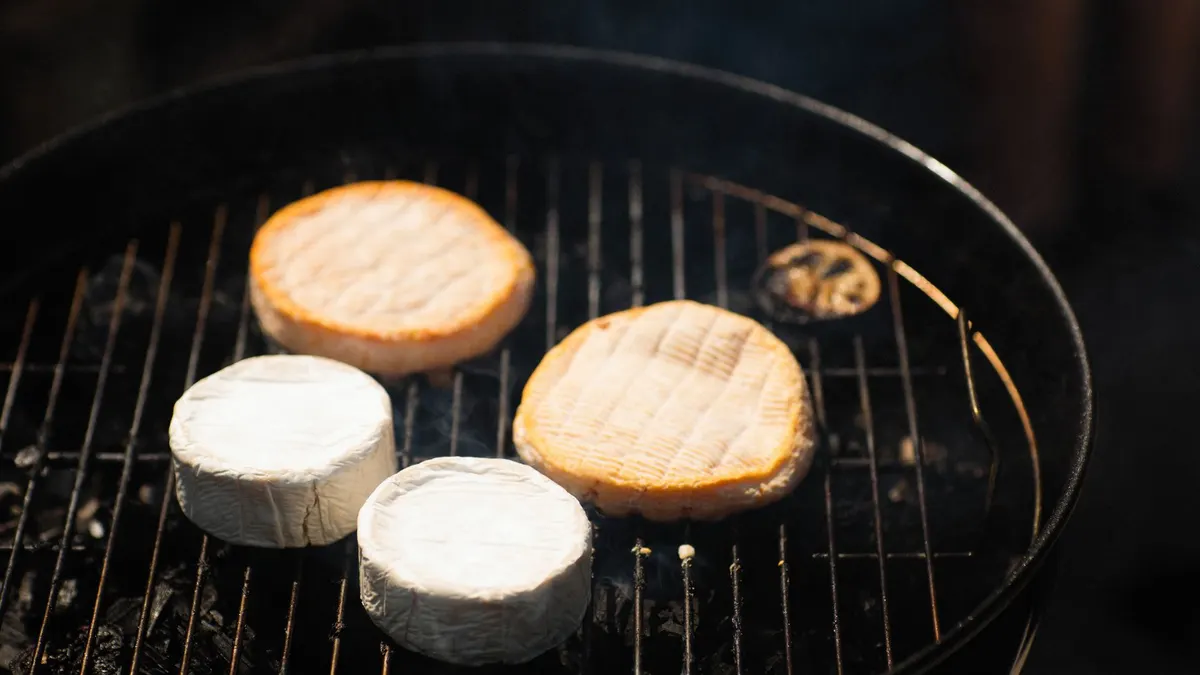 Camembert : non, à éviter pendant la grossesse